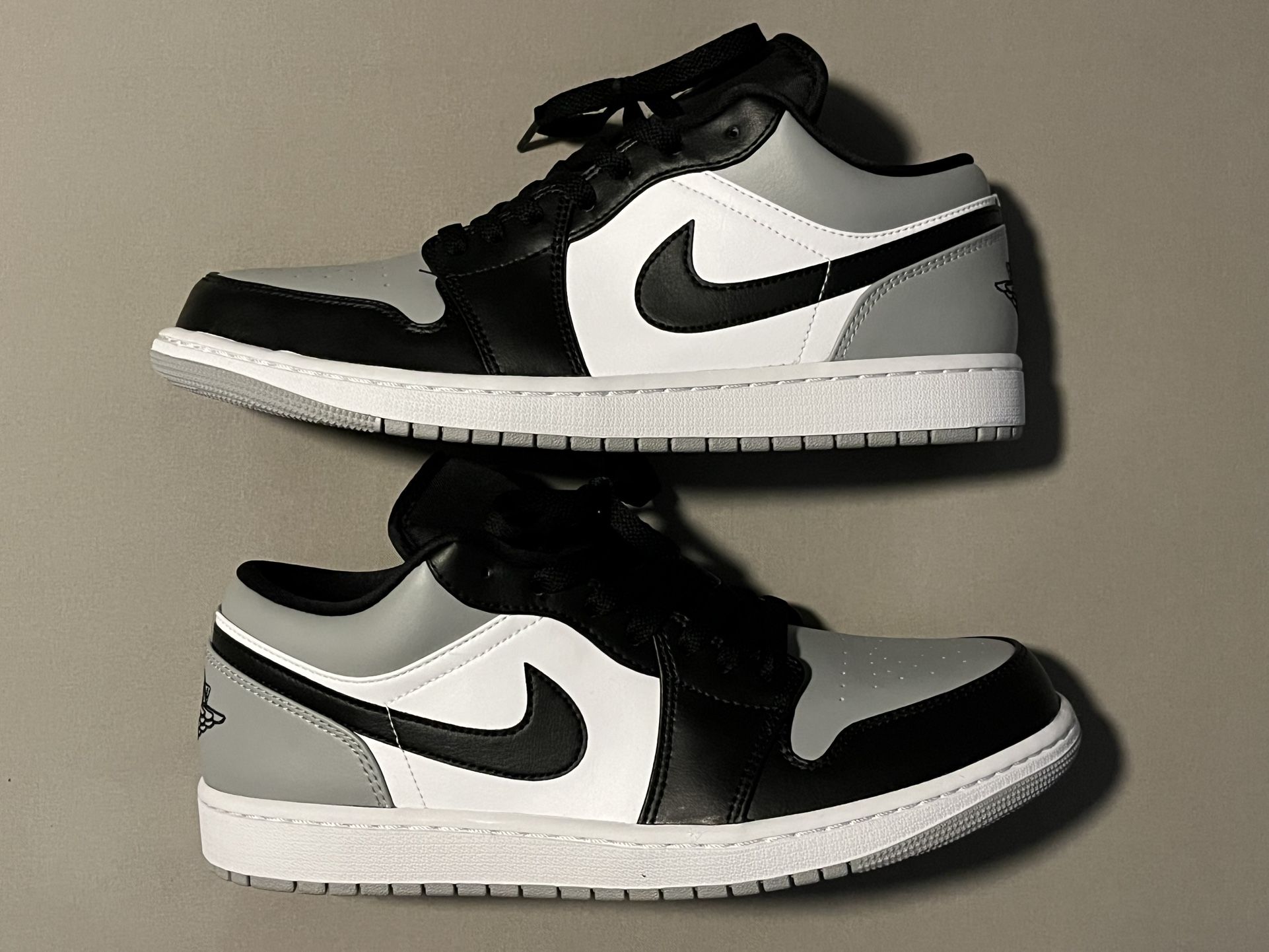 Nike Air Jordan 1 Low Shadow Toe Brand New DS