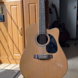 12 String Guitar/ Requinto