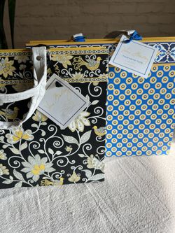 Vera Bradley - Retired Yellow Bird and Daisy