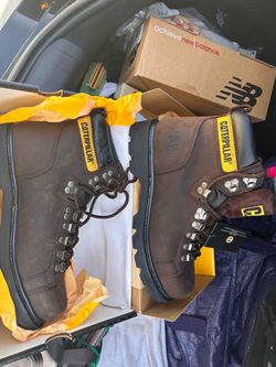 Caterpillar men’s work boots
