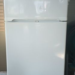 LG Refrigerator