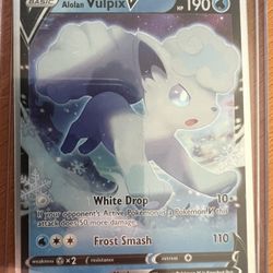 Alolan Vulpix - Silver Tempest Set - Pokemon Cards