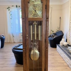 Bridgeway Grandfather Clock 1981