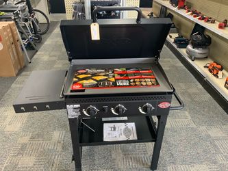 Char-Griller flat iron, 3-burner gas griddle