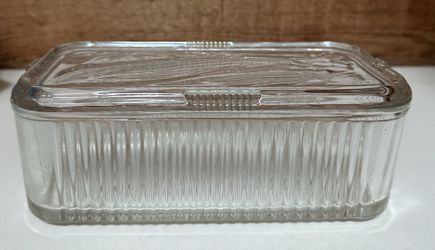 Vintage glass container for refrigerator