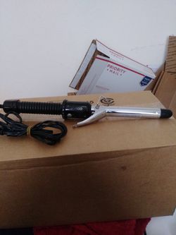 Conair instant heating dual voltage curling iron