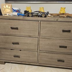 Twin Set 