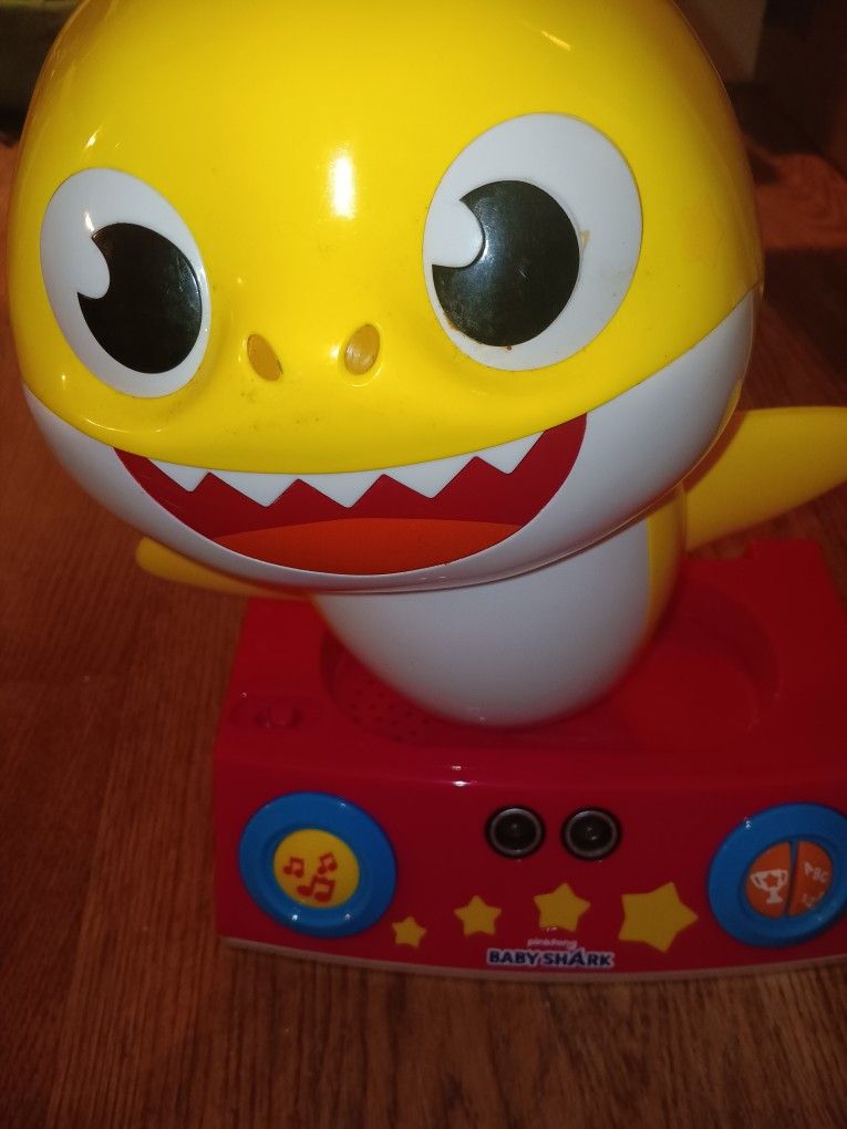 Pinkfong Baby Shark Mixer Toy