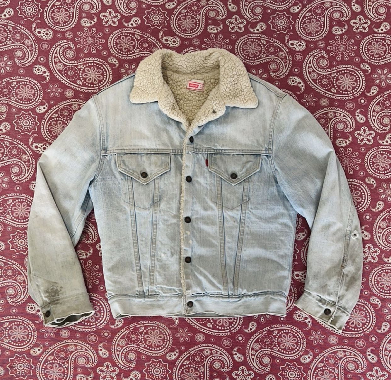 1990s Levis Sherpa Denim Jacket
