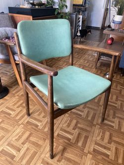 Vintage Mid century Turquoise Chair