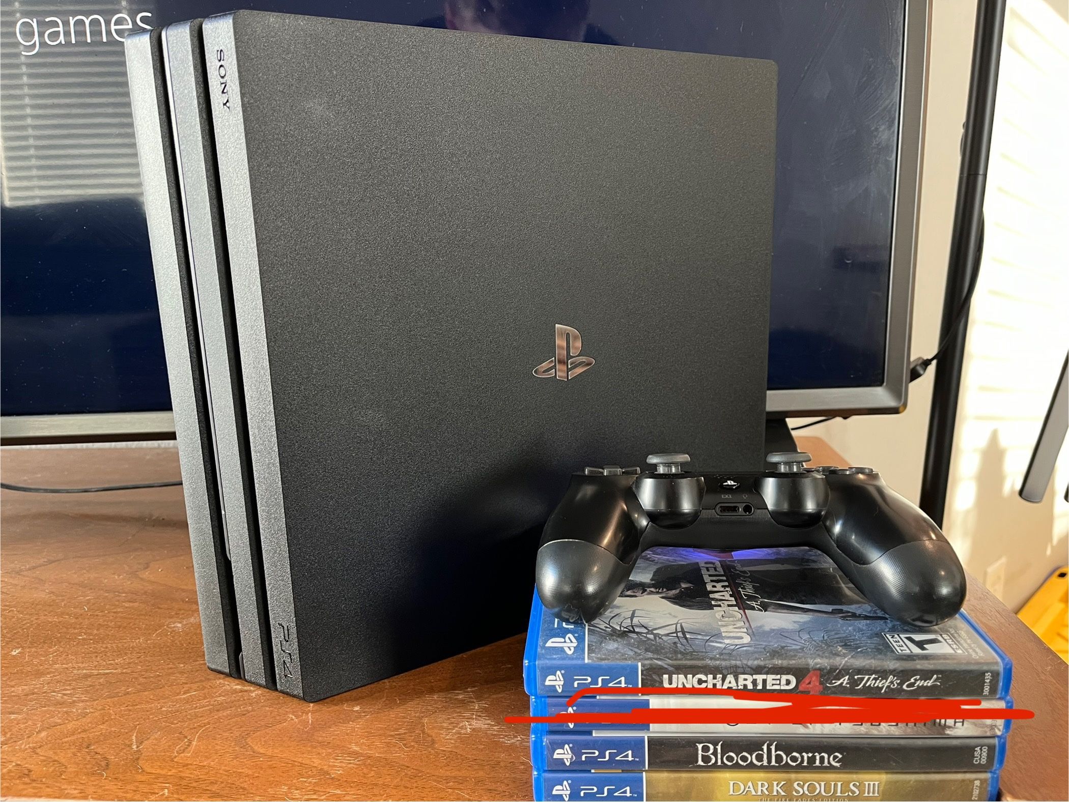 PS4 Pro 1TB + Games