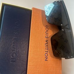 Louis Vuitton Sunglasses 