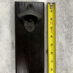 Bottle opener with Magnetic catcher