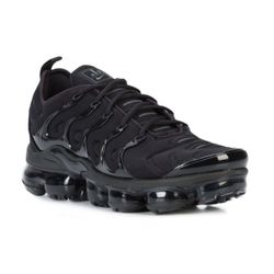 Nike Air Vapormax Plus "Triple Black" sneakers