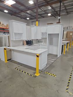 White Shaker Solid Wood Kitchen Cabinets In Stock 10% Off