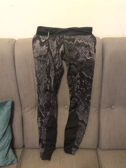 NIKE Running Leggings - Small