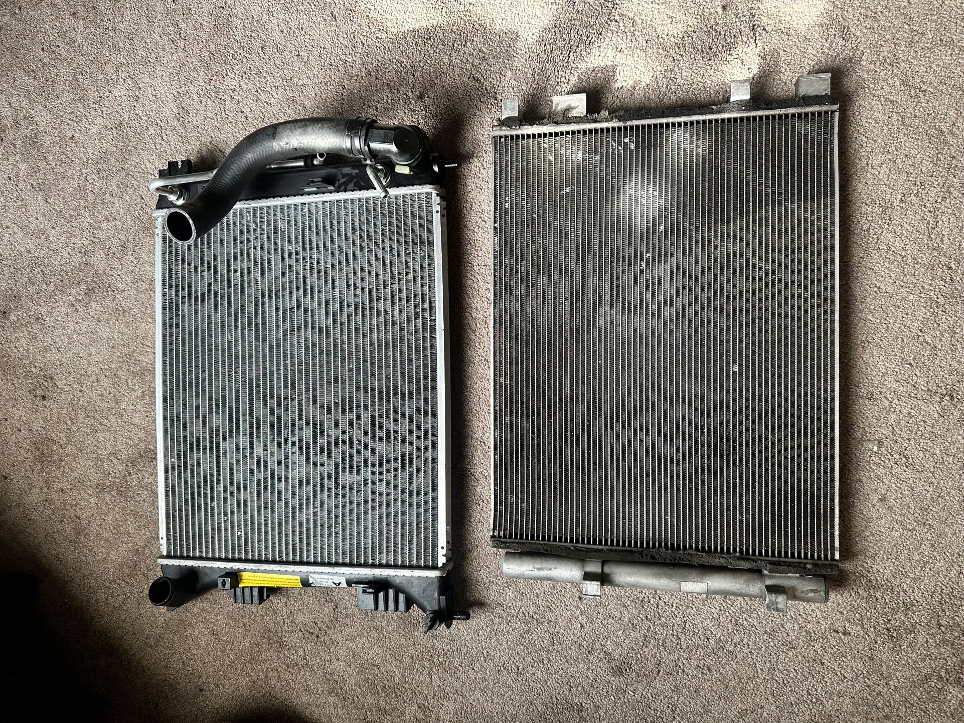 Hyundai Veloster Radiator /Fan