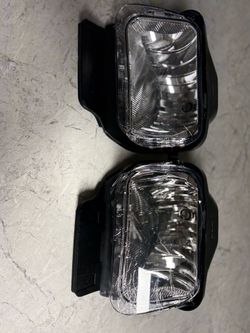 Silverado Fog Lights Clear Chrome *NEW*