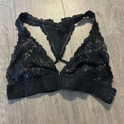 super cute victorias secret PINK lace bra 🎀