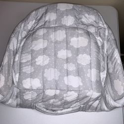 Snuggle nest travel bassinet 