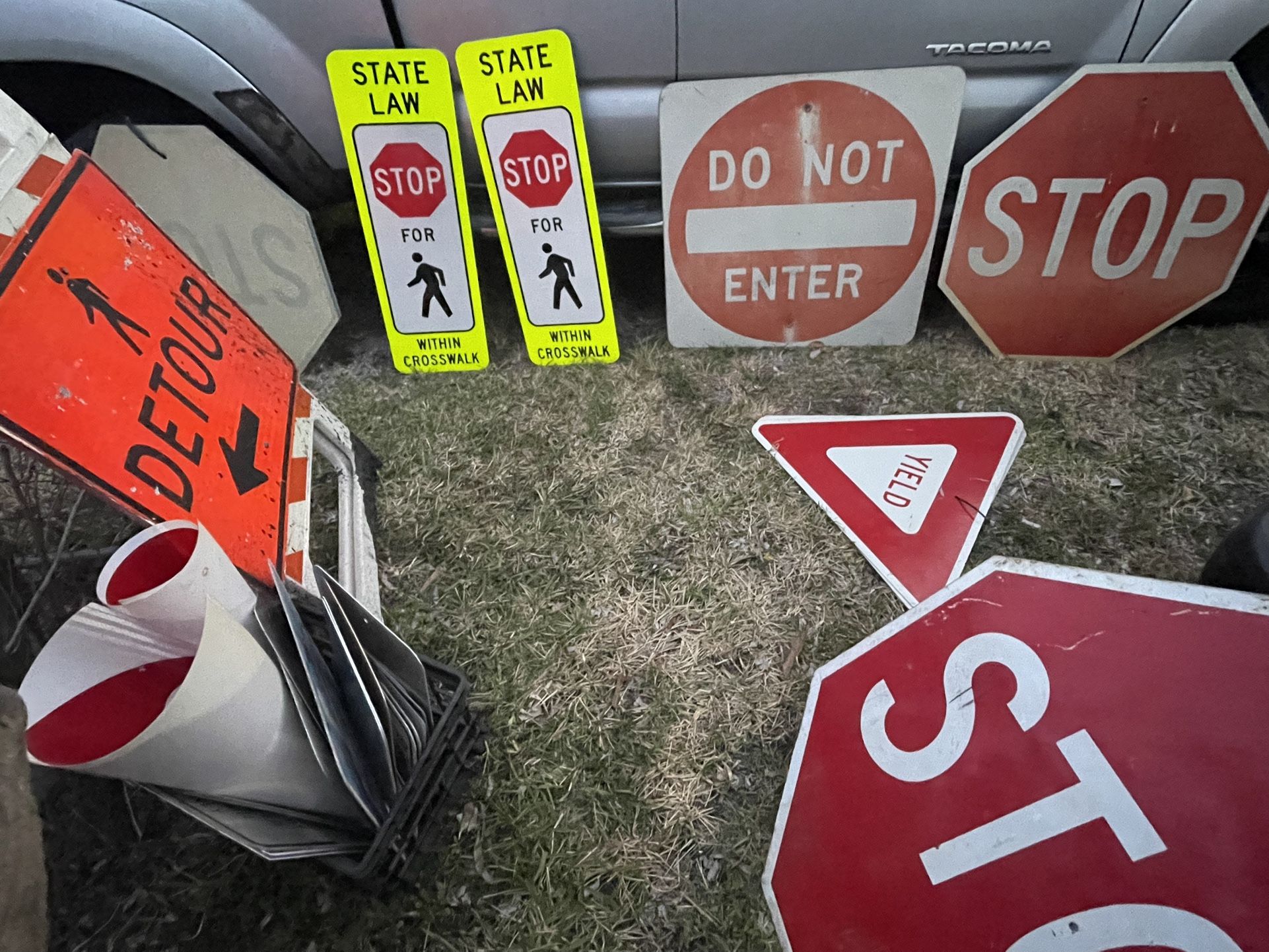 Authentic Signs ( Serious Offers Please)