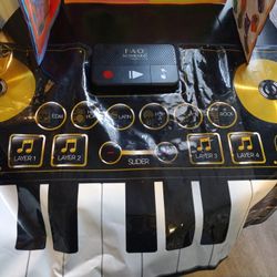 FAO SCHWARTZ All-In-One piano