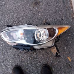 2014-2015 Infiniti QX60 2013 JX35  Infiniti Xenon Projector Headlights With Light Bulbs And Accessories.