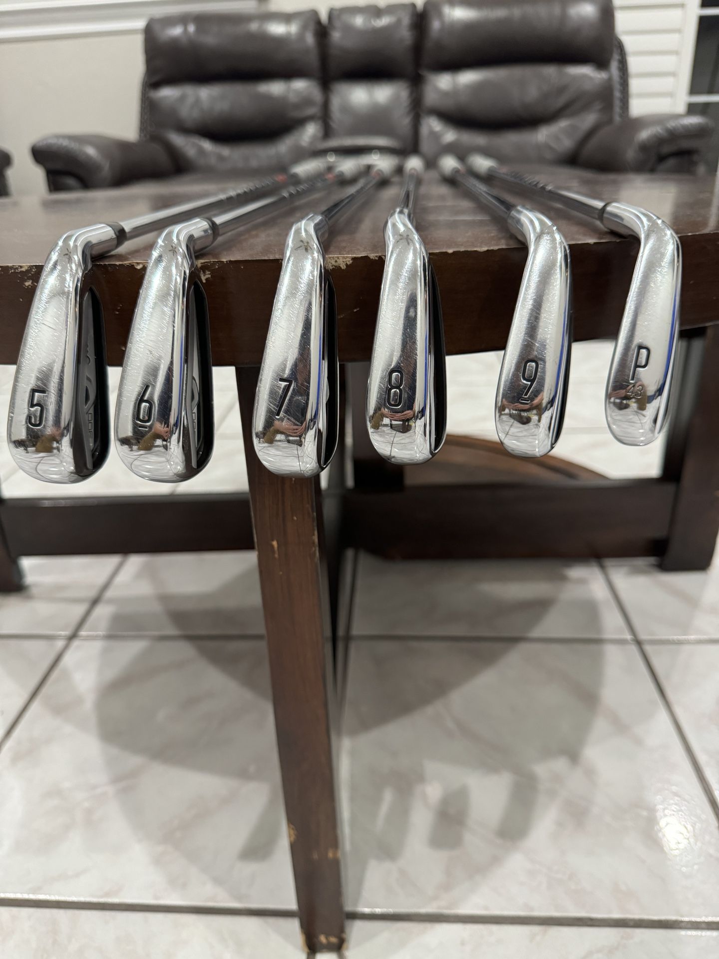 Titleist T300