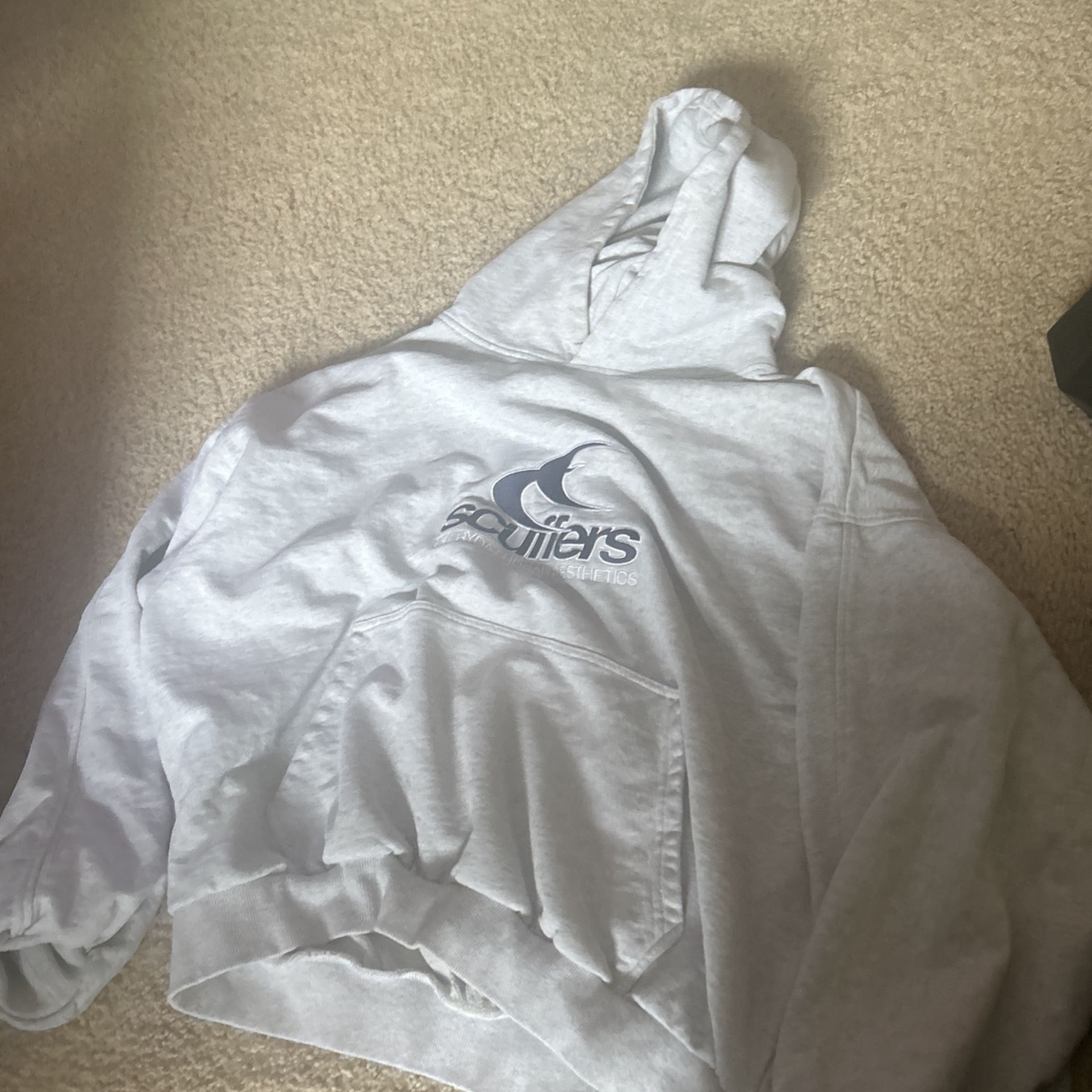 SCUFFERS HOODIE SIZE LARGE