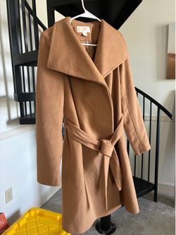 Michael Kors Small Trenchcoat Classic Design