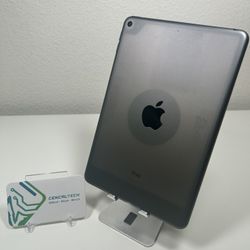 iPad Mini 5th Gen 64gb WiFi Only Cracked Screen #0406