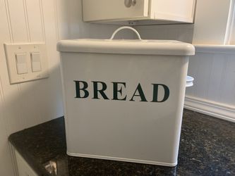 Bread box