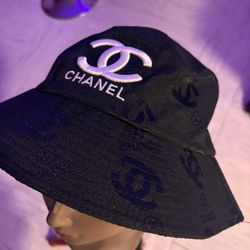 Women’s fashion Hat