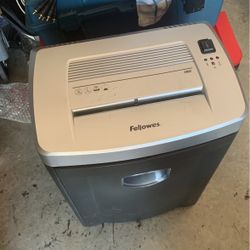 Paper Shrreder Large Office 