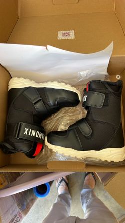 Chamonix caden little kids snowboard boot black size 2