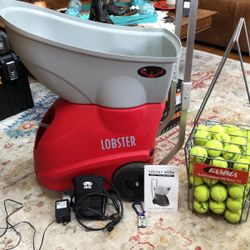 Lobster  Tennis Ball Machine 