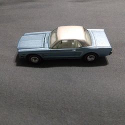 Hot Wheel 1983 65 Mustang Use