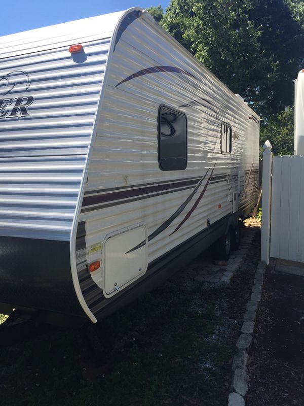 2014 Pioneer Travel Trailer 29 ft for Sale in Tampa, FL OfferUp