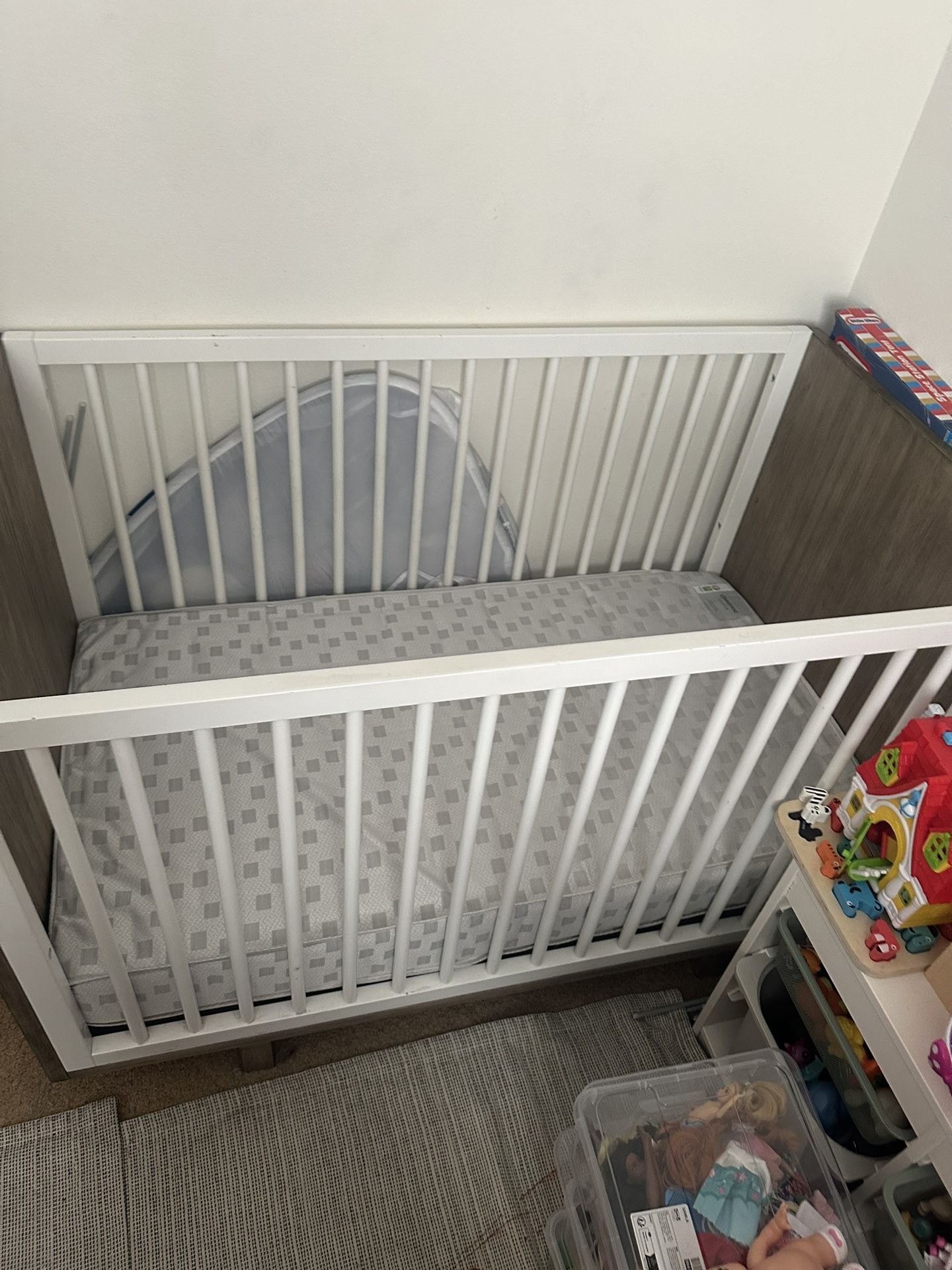 Baby/toddler Crib