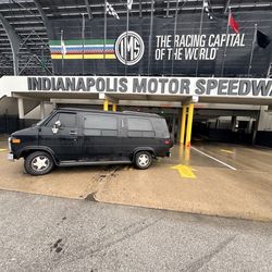 Reliable old School G20 Van