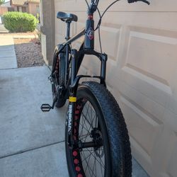 26"x4.0. GRAVITY MENS MOUNTAIN BIKE. (XL). Aluminum EXCELLLENT CONDITION 👌🏼