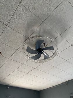 Ceiling fan light