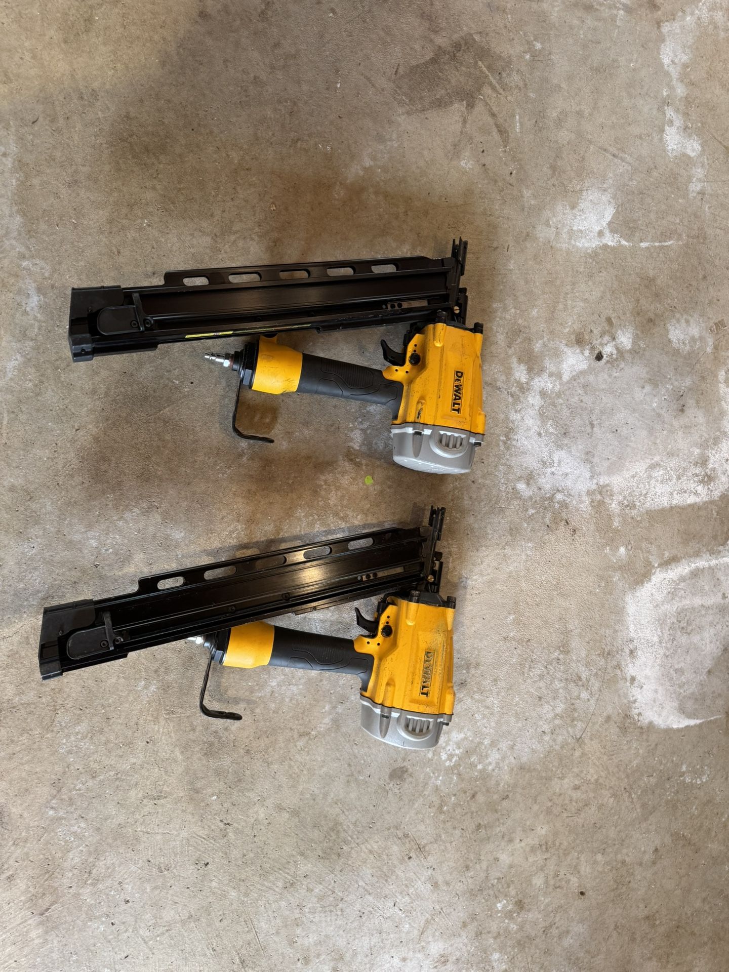 DeWALT