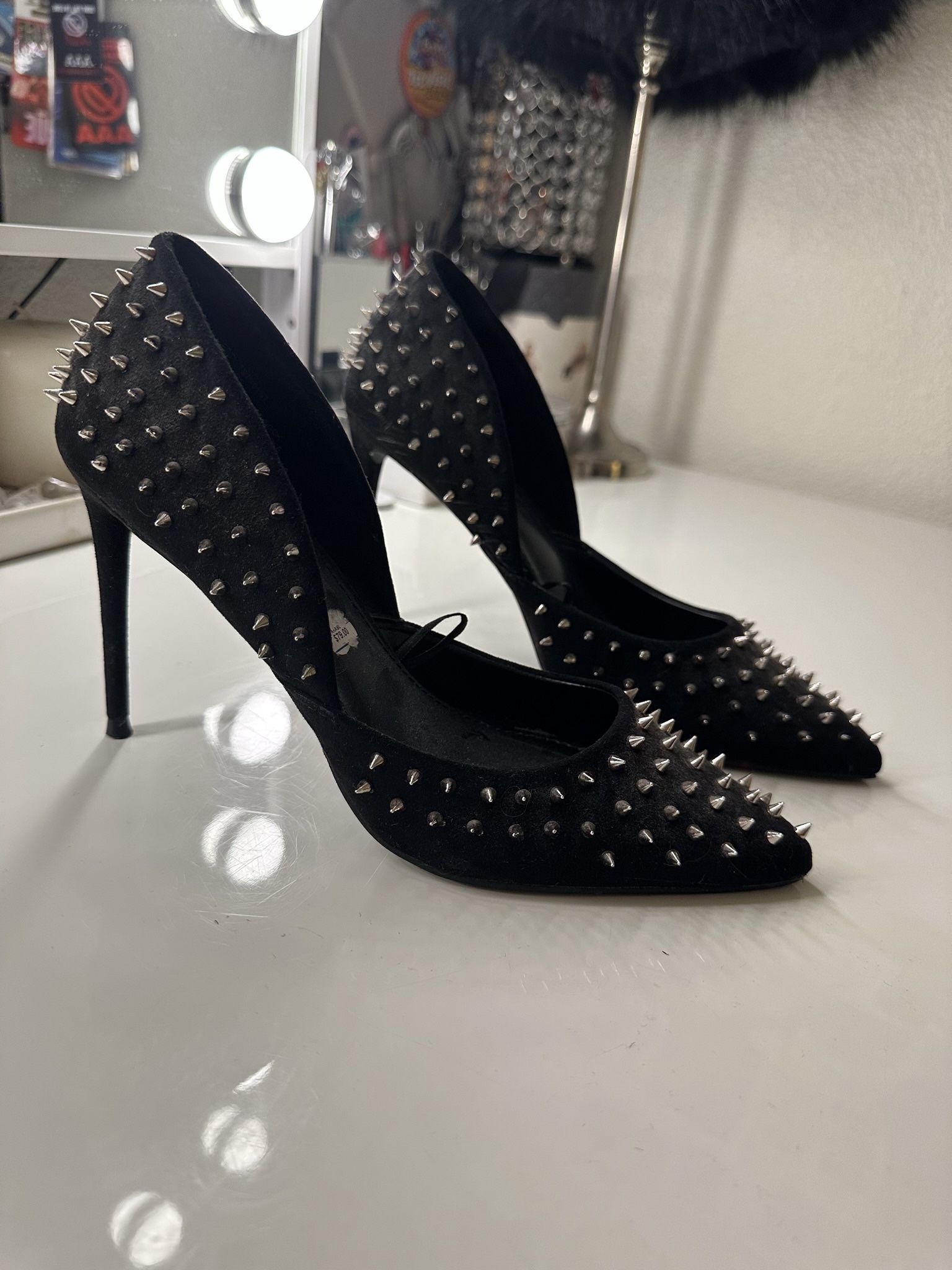 Steve Madden Heels Size 7 Like New With Spikes