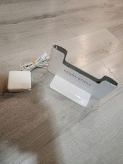 Henge Docks Docking Station for 15-in Apple MacBook Pro (HD03VA15MBPR