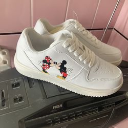 $25, New Minnie Mouse Women’s Sneakers Size 6