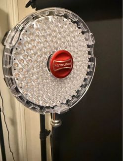 otolight NEO 3-Light Kit (Gen 1) + Professional Hard Rolling Case