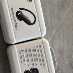 Beats Powerbeats Pro 2