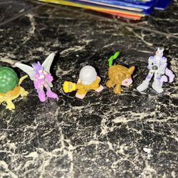 Very Rare!!! Vintage 2002 Digimon Season 4 Mini Figures Set #48 ( Complete Set)
