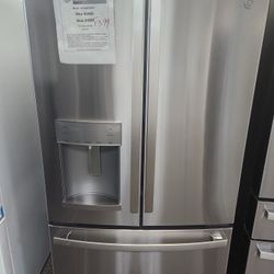 27.7 cu. ft. French Door Refrigerator in Fingerprint Resistant Stainless Steel ENERGY STAR
